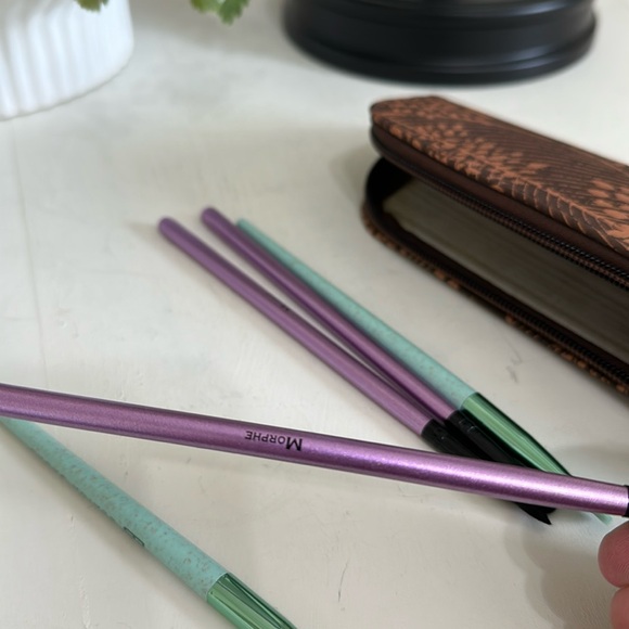 Eye makeup brushes with pouch - Picture 2 of 3